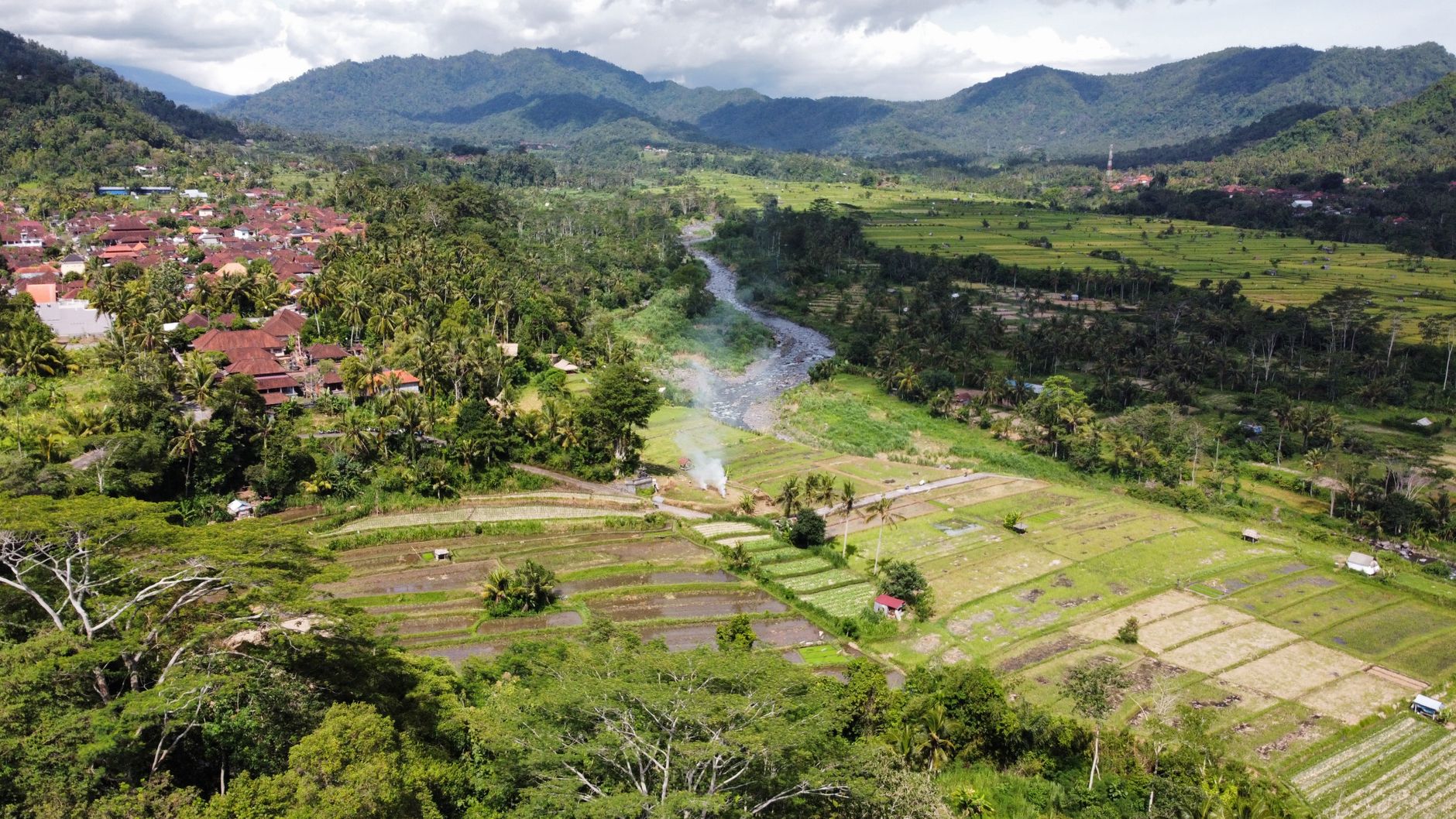 หมู่บ้านที่สะอาดที่สุดในเอเชีย: ปิดทำการในวันอาทิตย์เพื่อเคารพศาสนา