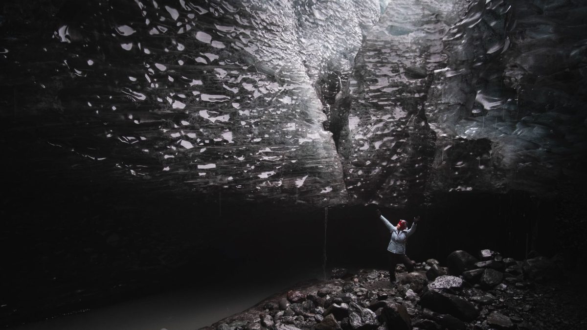 สำรวจความงามของธารน้ำแข็งในไอซ์แลนด์: เรื่องราวที่สูญหาย