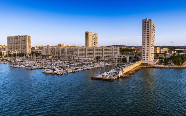 สำรวจ Le Mourillon ชายหาดที่มีเสน่ห์ในเมือง Toulon