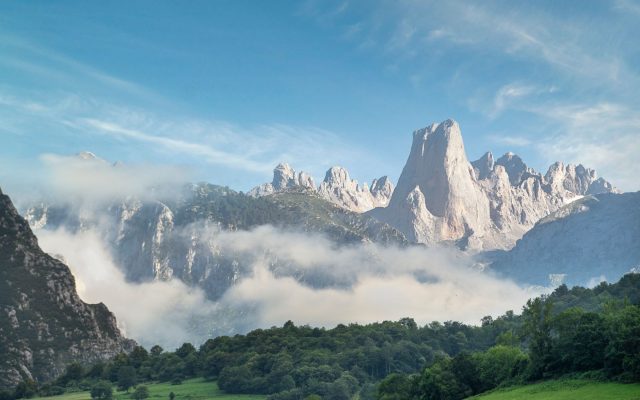 การเดินป่าผ่านวัฒนธรรมภูเขาที่มีชีวิต: Picos de Europa ประเทศสเปน