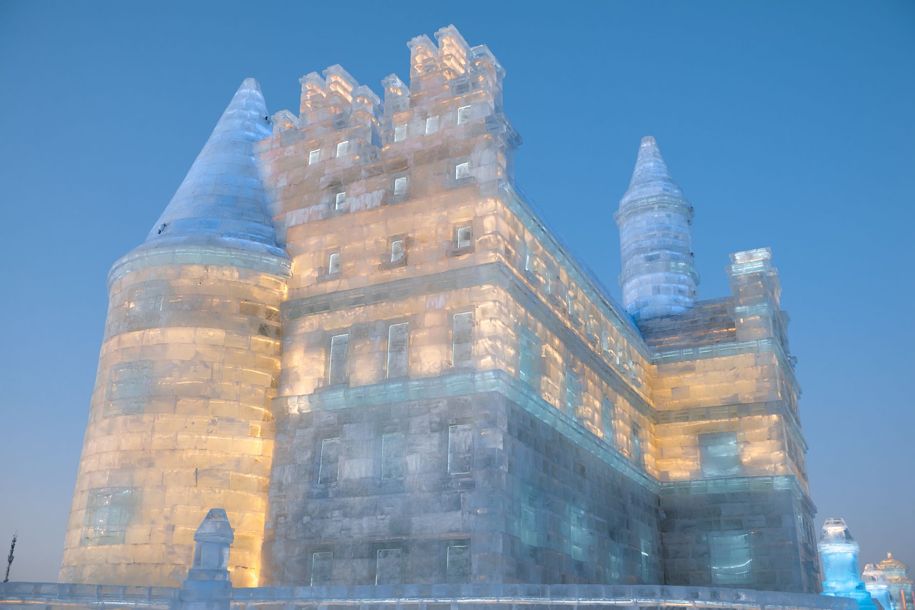 เที่ยวเทศกาลน้ำแข็งฮาร์บิน (Harbin Ice Festival) สุดอลังการในจีน