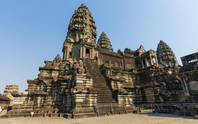 การเดินทางสู่กัมพูชา: สัมผัสวัฒนธรรมและประวัติศาสตร์