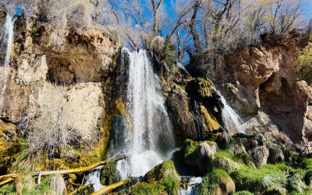 แหล่งน้ำพุร้อนและการผจญภัยใน Glenwood Springs