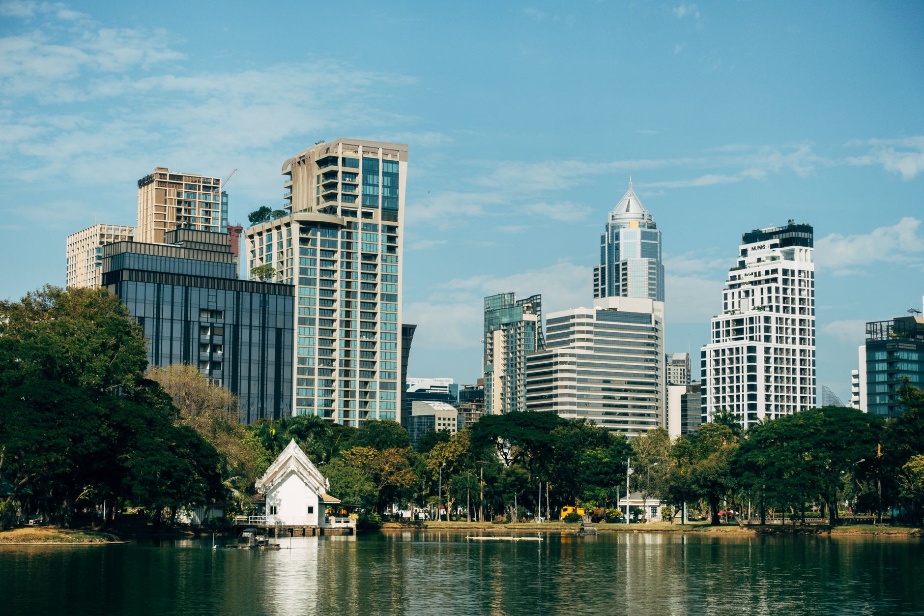 พักผ่อนในกรุงเทพฯ: วันหยุดที่ Lumphini Park