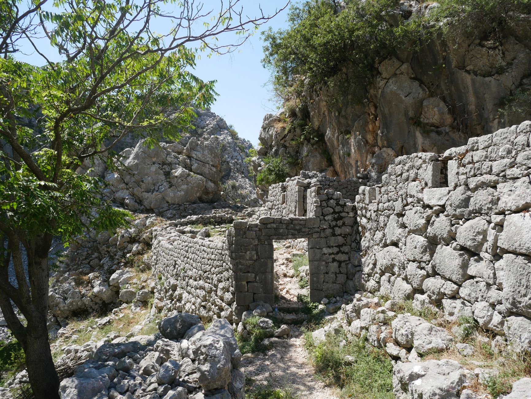 เดินป่าในเพโลพอนนีซัส: สถานที่ที่โอดิสซีย์เคยอาศัยอยู่