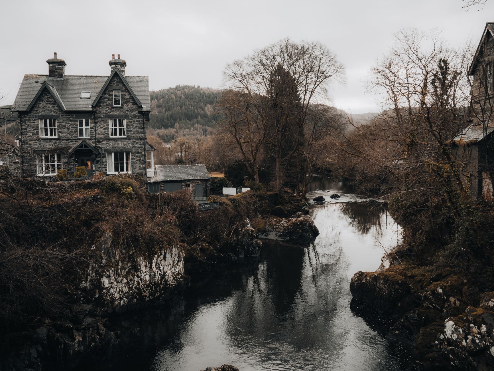 พักผ่อนในบ้านของ Dylan Thomas ที่เวลส์