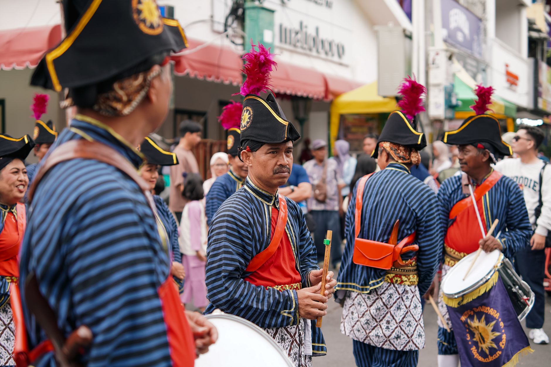 ถนนมาลิโอโบโร: แหล่งช้อปปิ้งและวัฒนธรรมในยอกยาการ์ตา