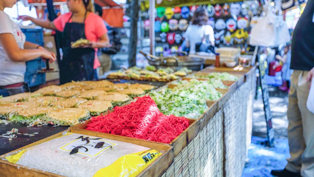 ตลาดนิชิกิ (Nishiki Market) แหล่งช็อปปิ้งและอาหารที่ต้องไปเยือนในเกียวโต