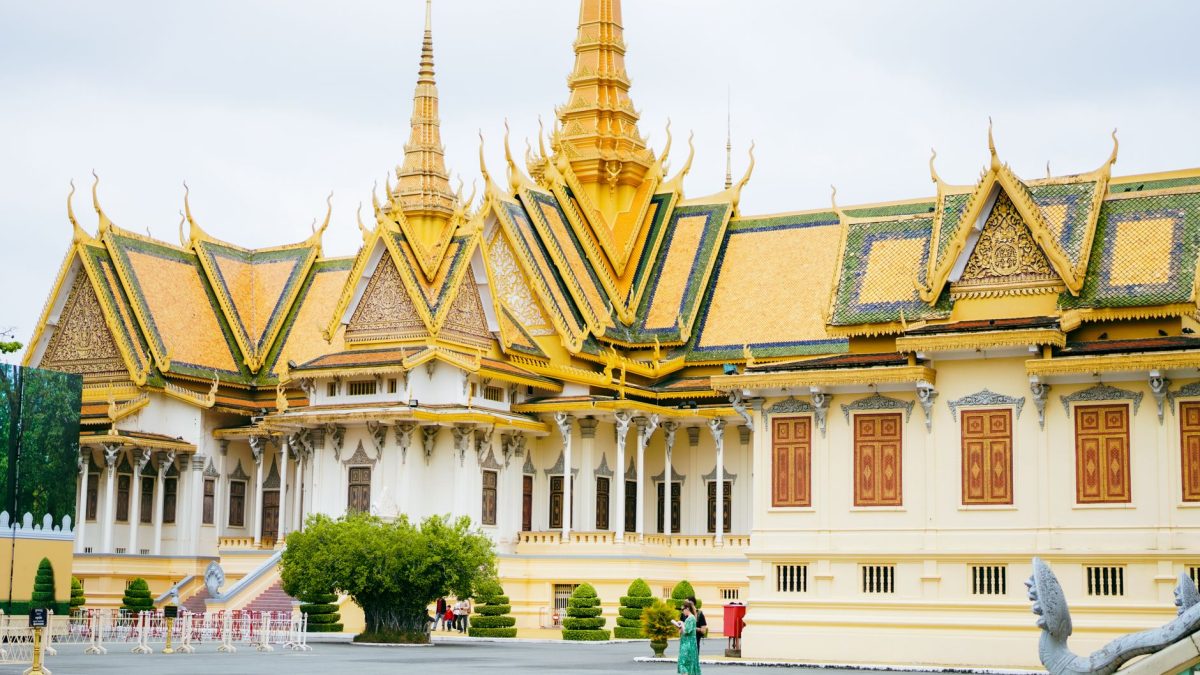 คู่มือท่องเที่ยวพระราชวังพนมเปญ