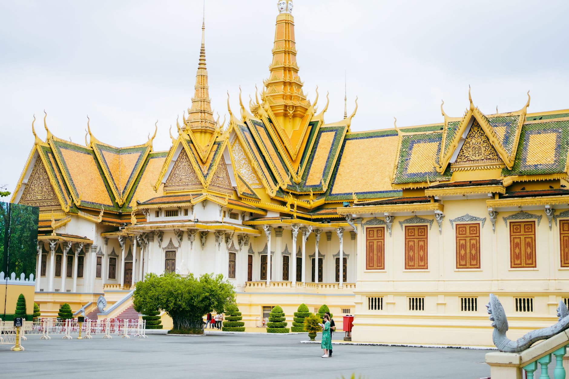 คู่มือท่องเที่ยวพระราชวังพนมเปญ