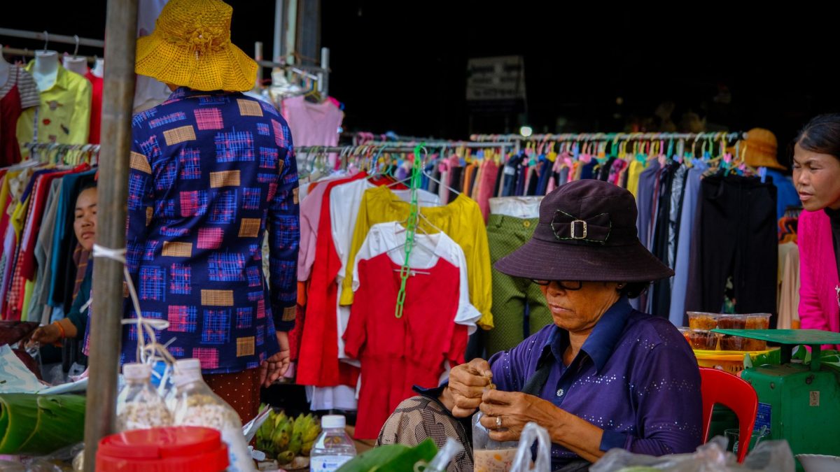 คู่มือการเที่ยวตลาดกลางคืนเสียมราฐ