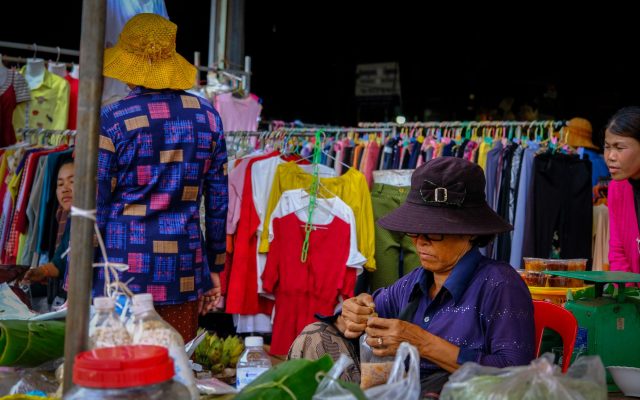 คู่มือการเที่ยวตลาดกลางคืนเสียมราฐ