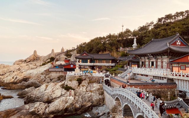 วัดแฮดงยงกุงซา: สถานที่ท่องเที่ยวสุดชิลที่ปูซาน