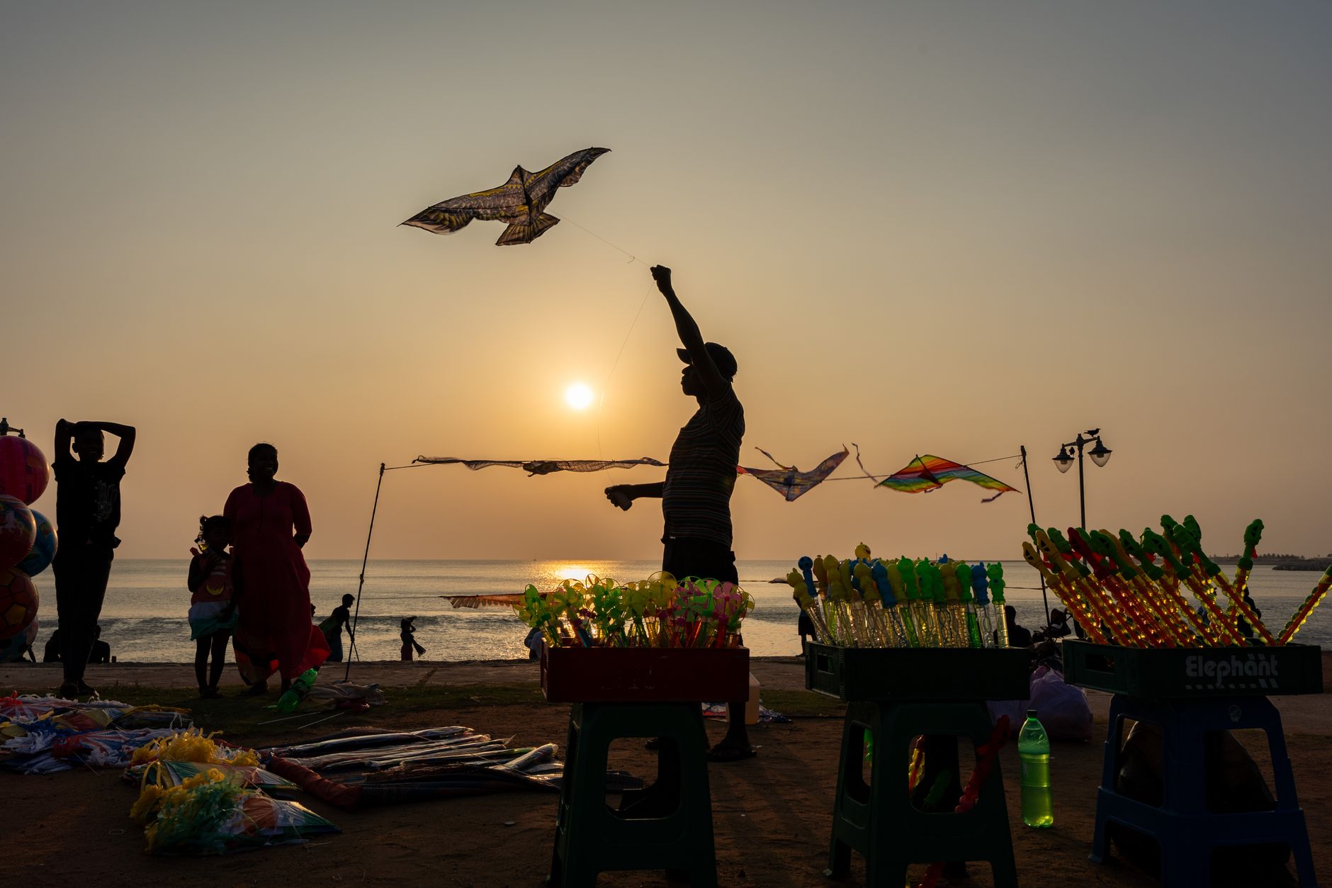 สวนกัลเลเฟซ (Galle Face Green) แหล่งพักผ่อนริมทะเลในโคลัมโบ, ศรีลังกา