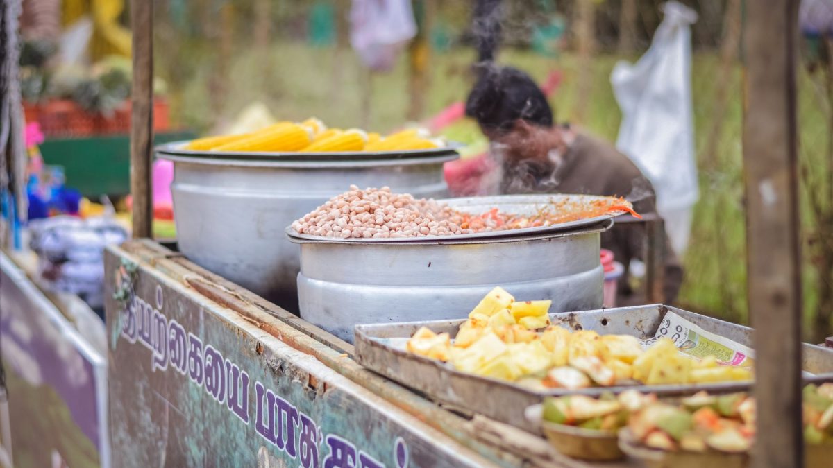 ทัวร์สตรีทฟู้ดสิกิริยา: ประสบการณ์อาหารท้องถิ่นในศรีลังกา