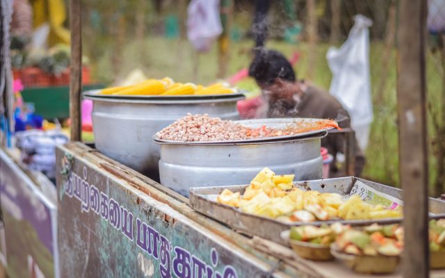 ทัวร์สตรีทฟู้ดสิกิริยา: ประสบการณ์อาหารท้องถิ่นในศรีลังกา