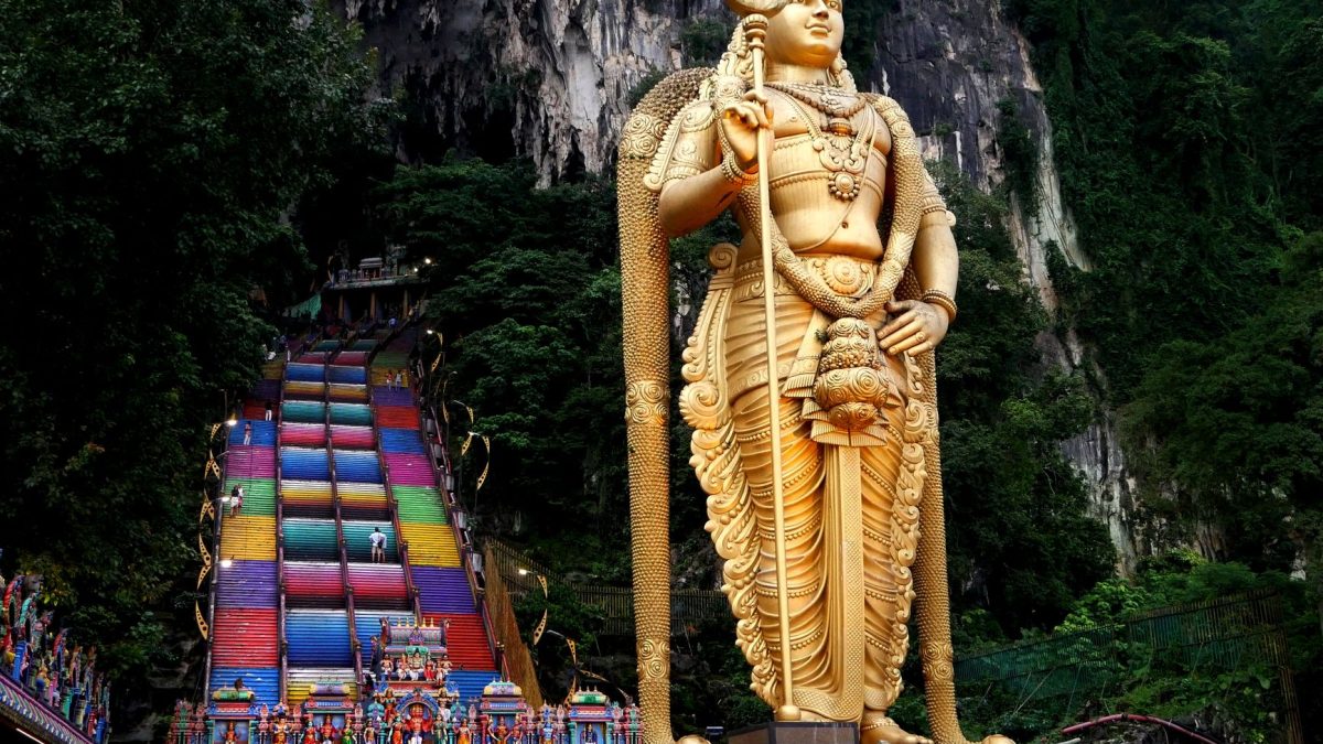 คู่มือเที่ยวถ้ำบาตู (Batu Caves) ในกัวลาลัมเปอร์