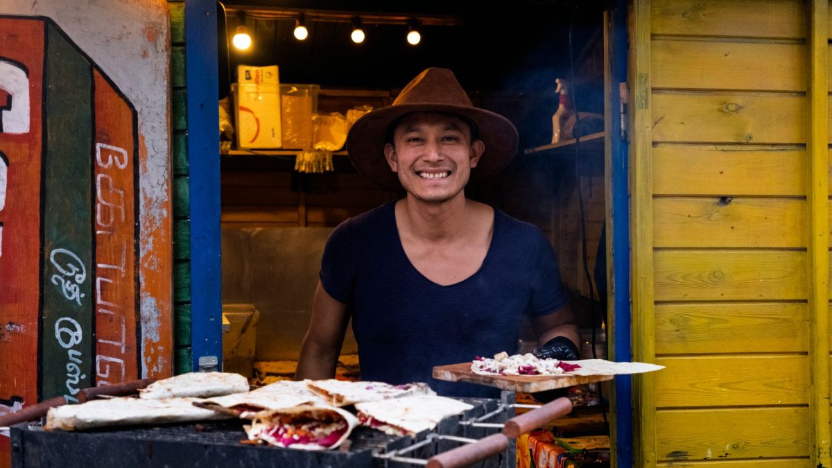 คู่มือตลาดกลางคืนโปขารา