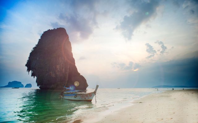 คู่มือท่องเที่ยวหาดไร่เลย์ (กระบี่, ไทย)