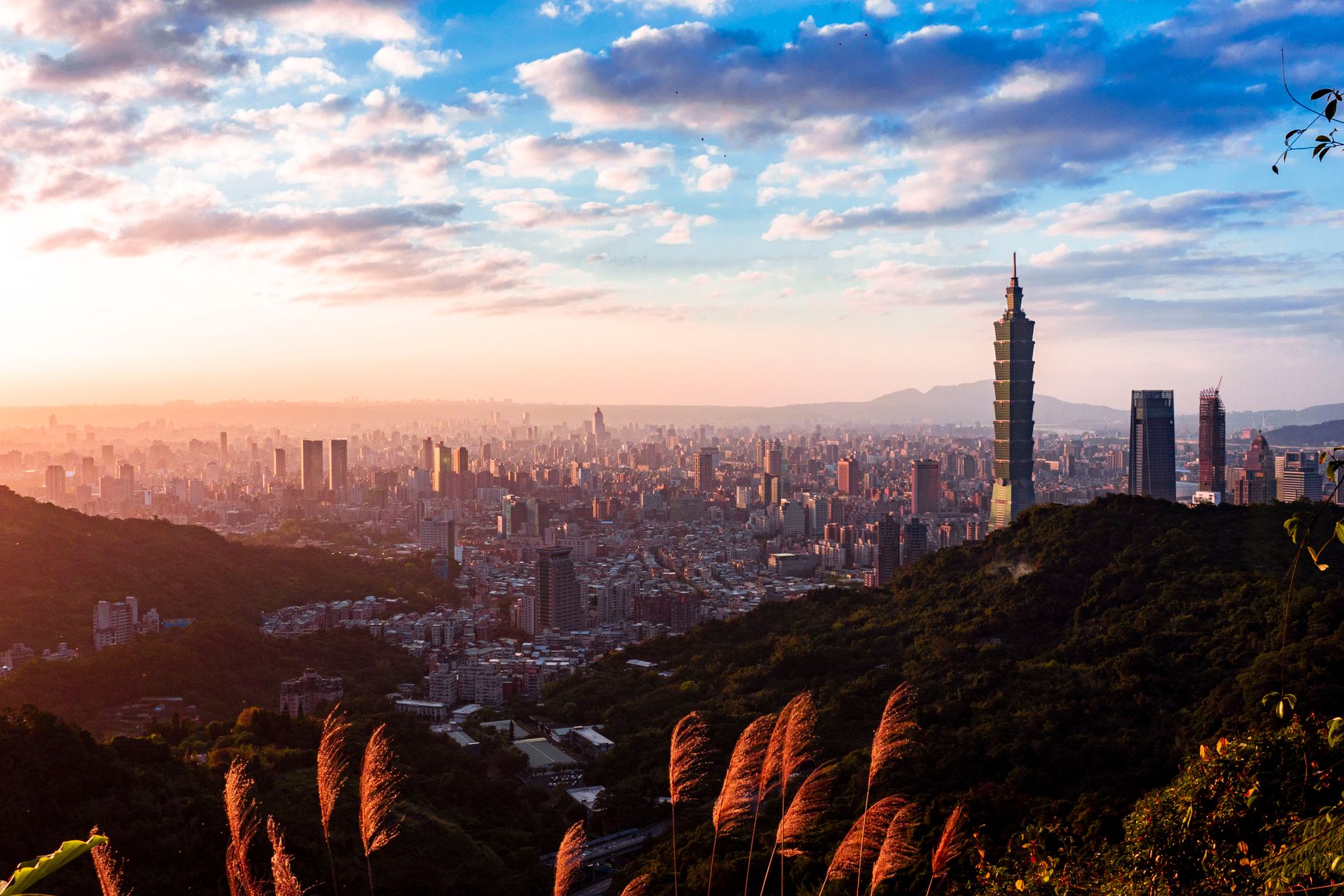 ภูเขาช้าง (Elephant Mountain) จุดชมวิวสุดสวยในไทเป, ไต้หวัน