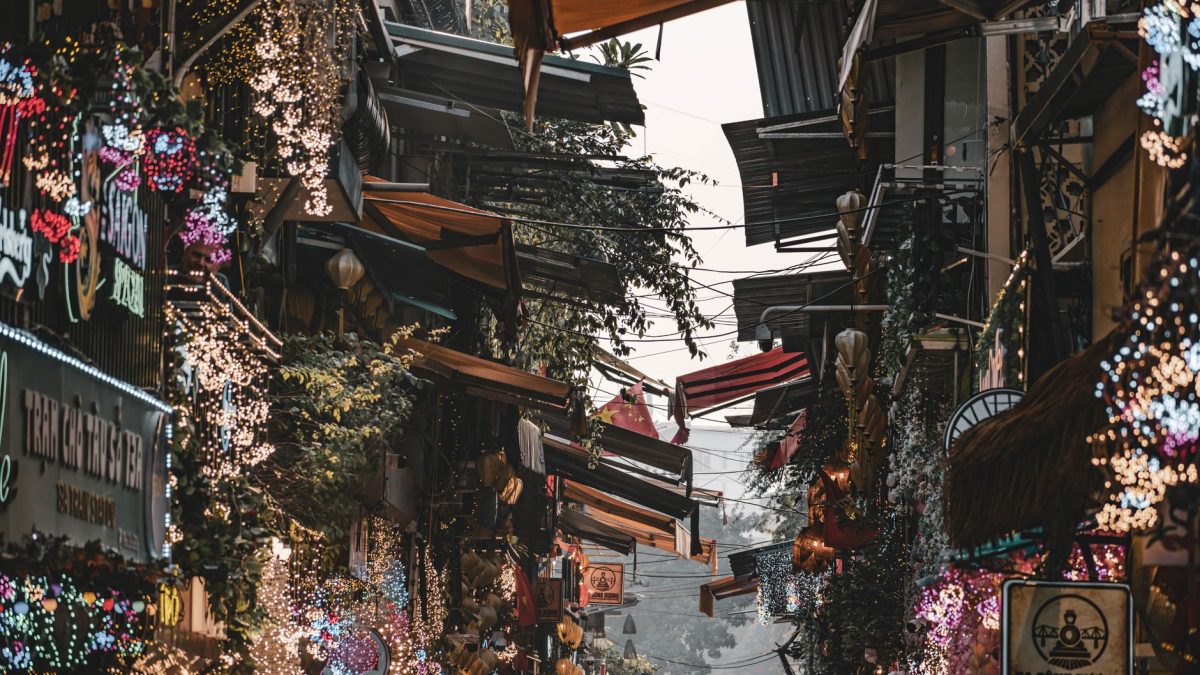 คู่มือตลาดกลางคืนฮานอย