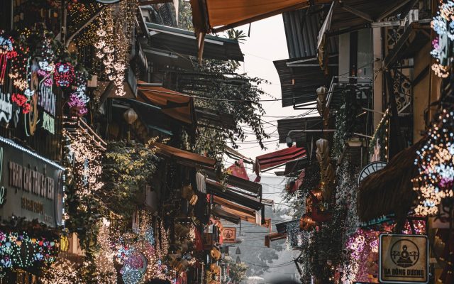 คู่มือตลาดกลางคืนฮานอย