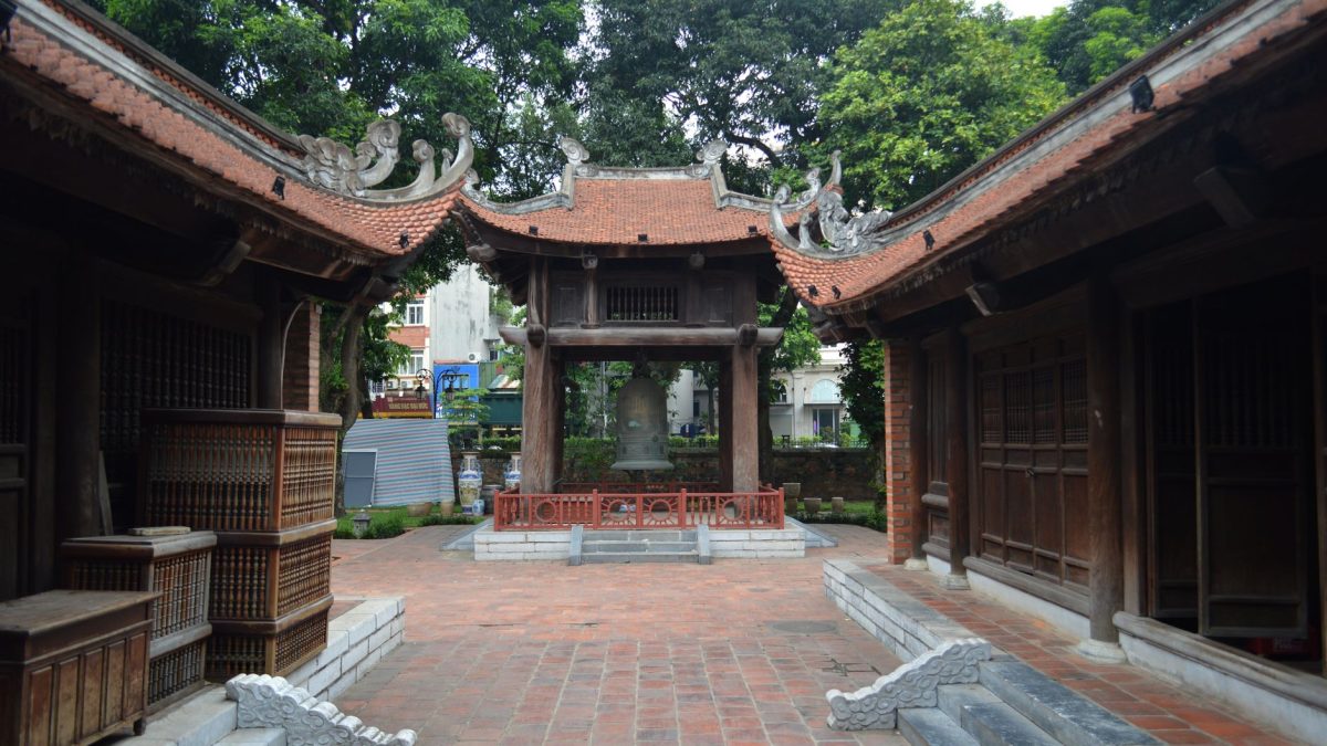 วรรณคดี: วัดวรรณกรรม (Temple of Literature) ฮานอย, เวียดนาม