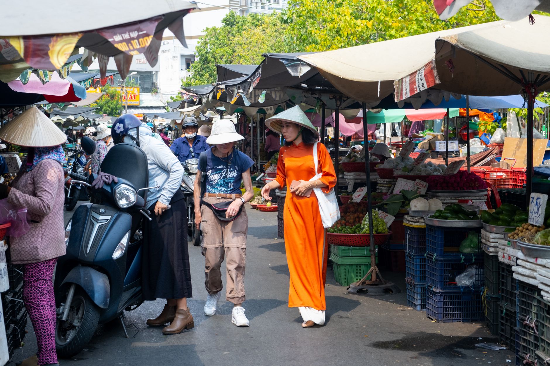 เที่ยวโฮจิมินห์ซิตี้งบน้อย