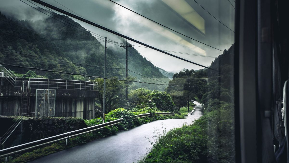 สำรวจญี่ปุ่นในช่วงฝนตกหนัก: ความงามที่ซ่อนอยู่