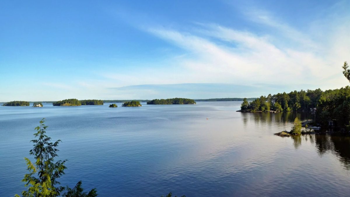 สำรวจ Muskoka Island สถานที่ถ่ายทำ ‘Sterling Point’
