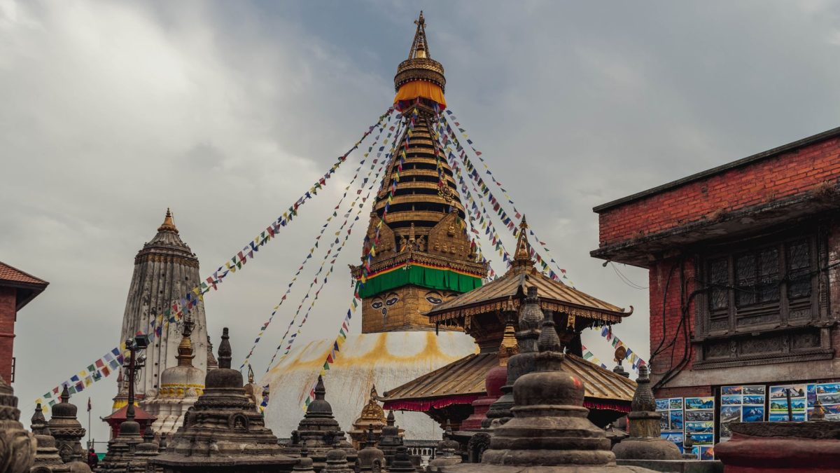 สำรวจความงามของเนปาล: การเดินทางสู่ภูเขาหิมาลัย