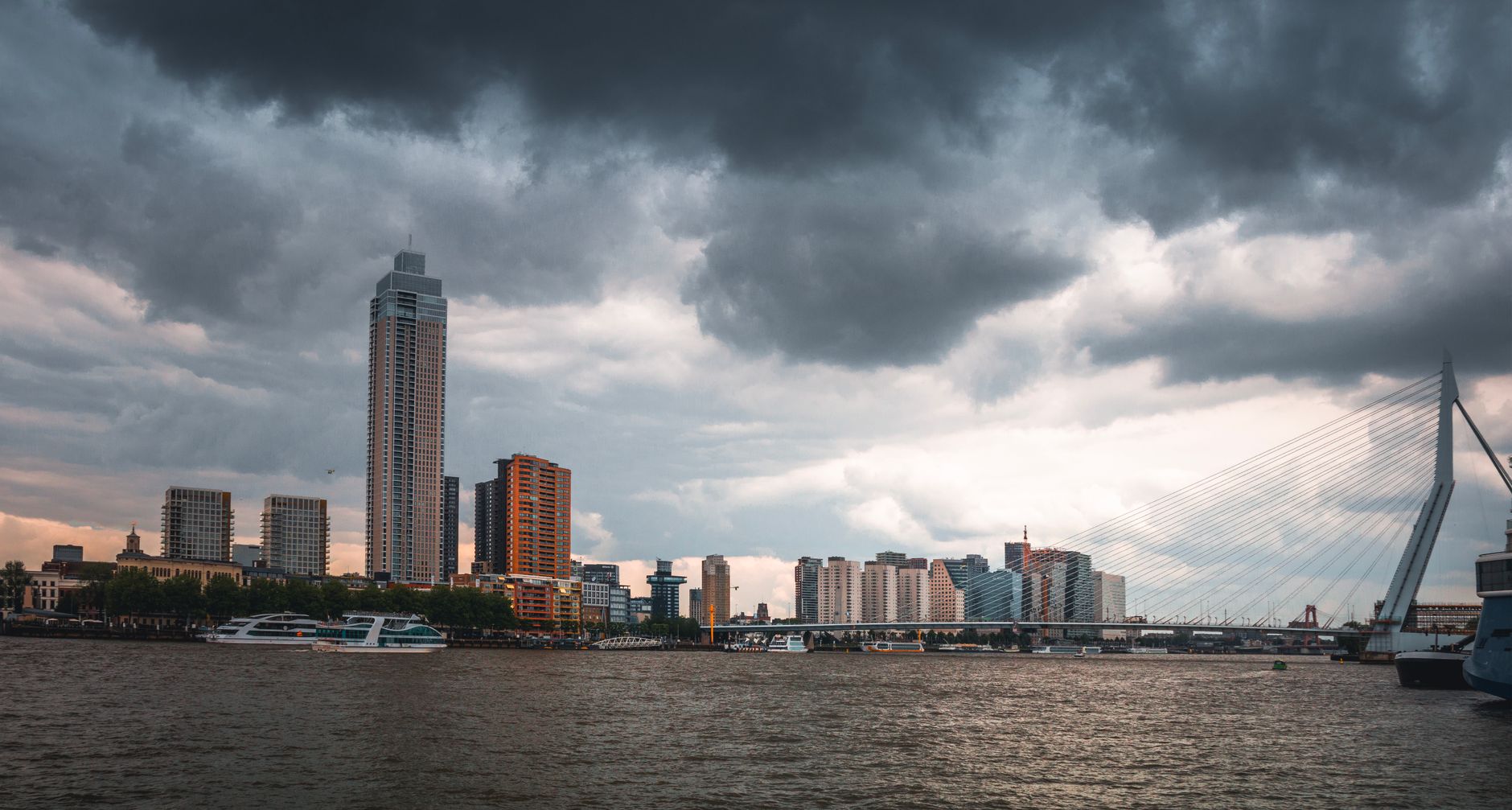 การล่องเรือจากไอซ์แลนด์ถึงร็อตเตอร์ดัม: ความคาดหวังในทริป Holland America