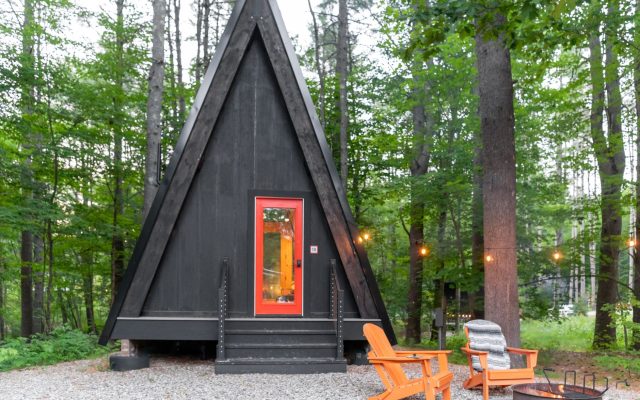 บ้านพัก A-Frame ในหุบเขาฮัดสัน: สถานที่พักผ่อนที่ไม่ควรพลาด