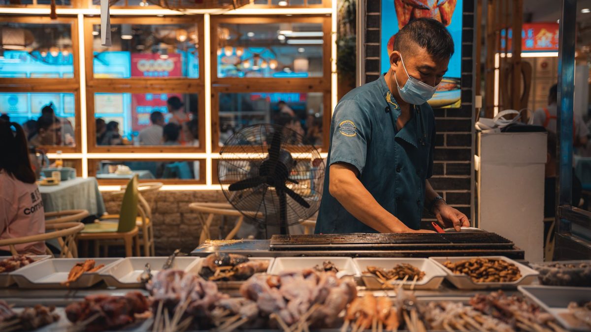 ทัวร์สตรีทฟู้ดกุ้ยหลิน — มุมลับ