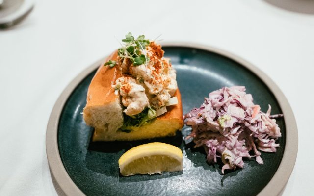 ลิ้มลอง Lobster Roll ที่ดีที่สุดในบอสตัน