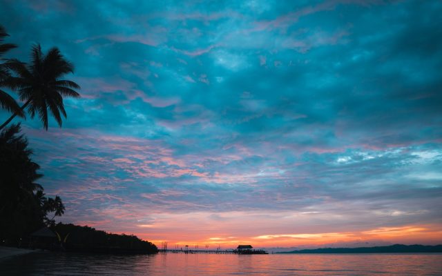 สำรวจเกาะโรเต้ ประเทศอินโดนีเซีย: สวรรค์ของนักโต้คลื่นและผู้แสวงหาความสงบ
