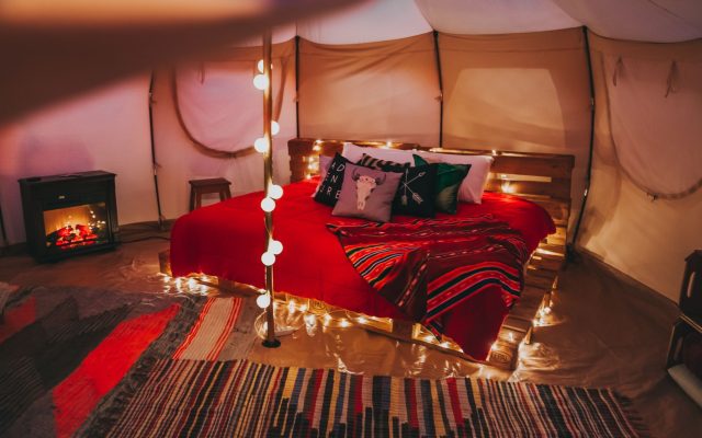 สัมผัสประสบการณ์ Glamping สไตล์ Wild West ใกล้แมนฮัตตัน