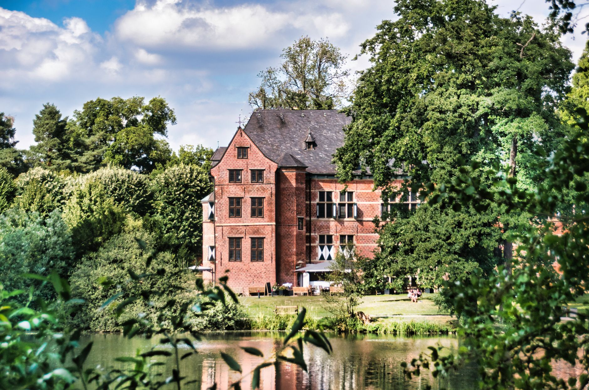 สัมผัสมนต์เสน่ห์ใน Manor 500 ปี ที่ Lake District สหราชอาณาจักร