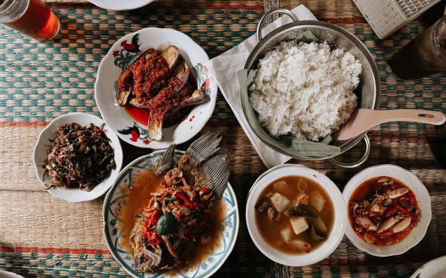 เที่ยวจาการ์ตางบน้อย — มุมลับ