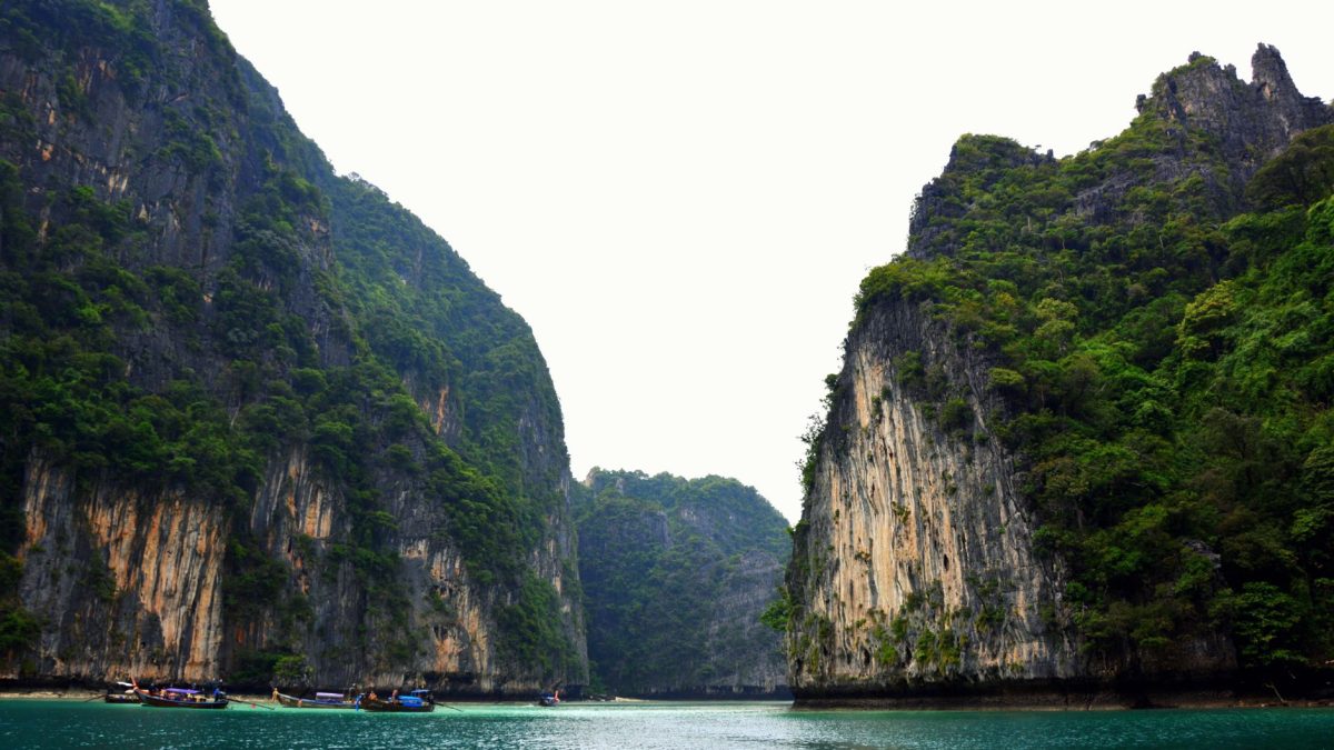 ทริปครอบครัวกระบี่ — มุมลับ