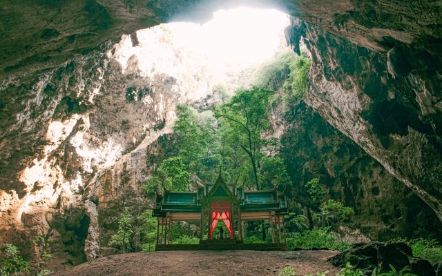เที่ยวภูเก็ตงบน้อย — มุมลับ