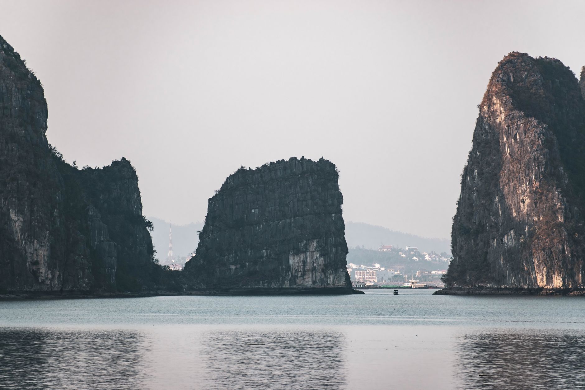 เกาะตี๋ท็อป — มุมลับในอ่าวฮาลอง