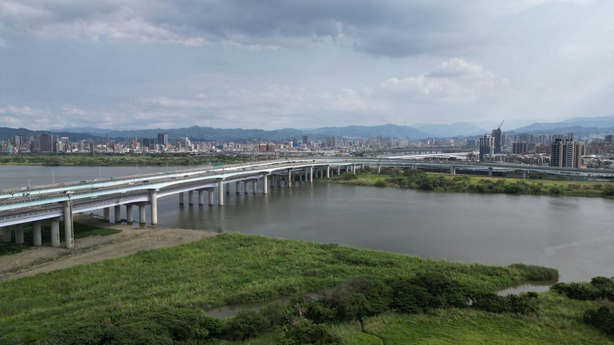 สำรวจสะพานใหม่ข้ามแม่น้ำยาลู: ประตูสู่จีนจากเกาหลีเหนือ