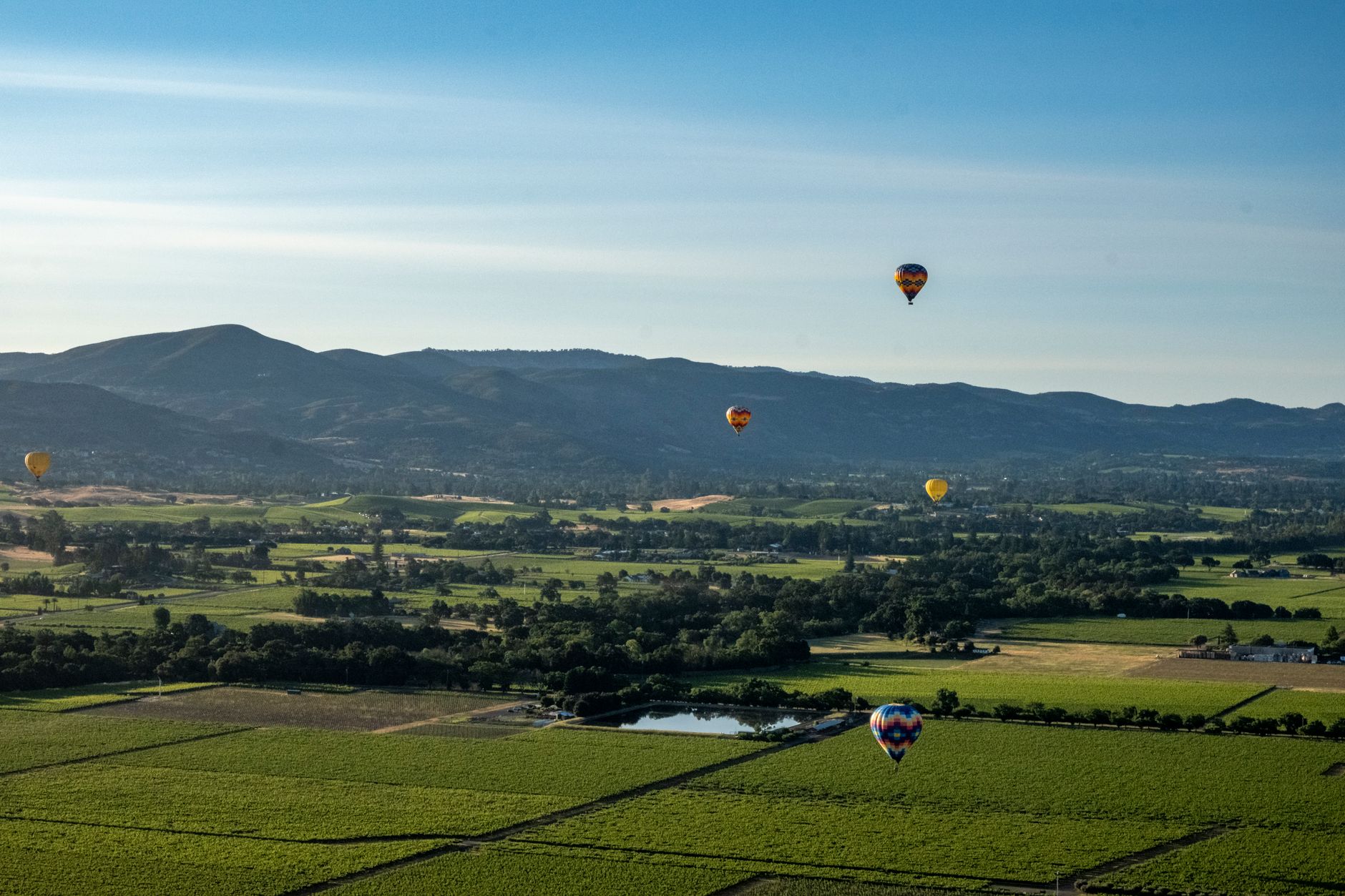สำรวจเมืองเล็กที่อร่อยที่สุดใน Napa Valley: Yountville