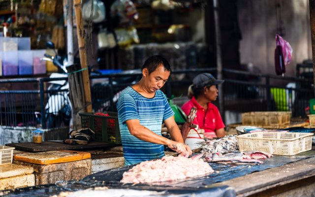 ทัวร์สตรีทฟู้ดที่อ atol มาเล่ — มุมลับที่คุณไม่ควรพลาด