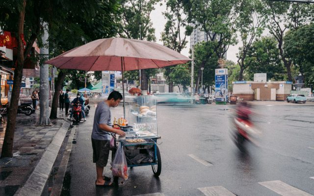 ทัวร์สตรีทฟู้ดโฮจิมินห์ซิตี้ — มุมลับที่คุณไม่ควรพลาด