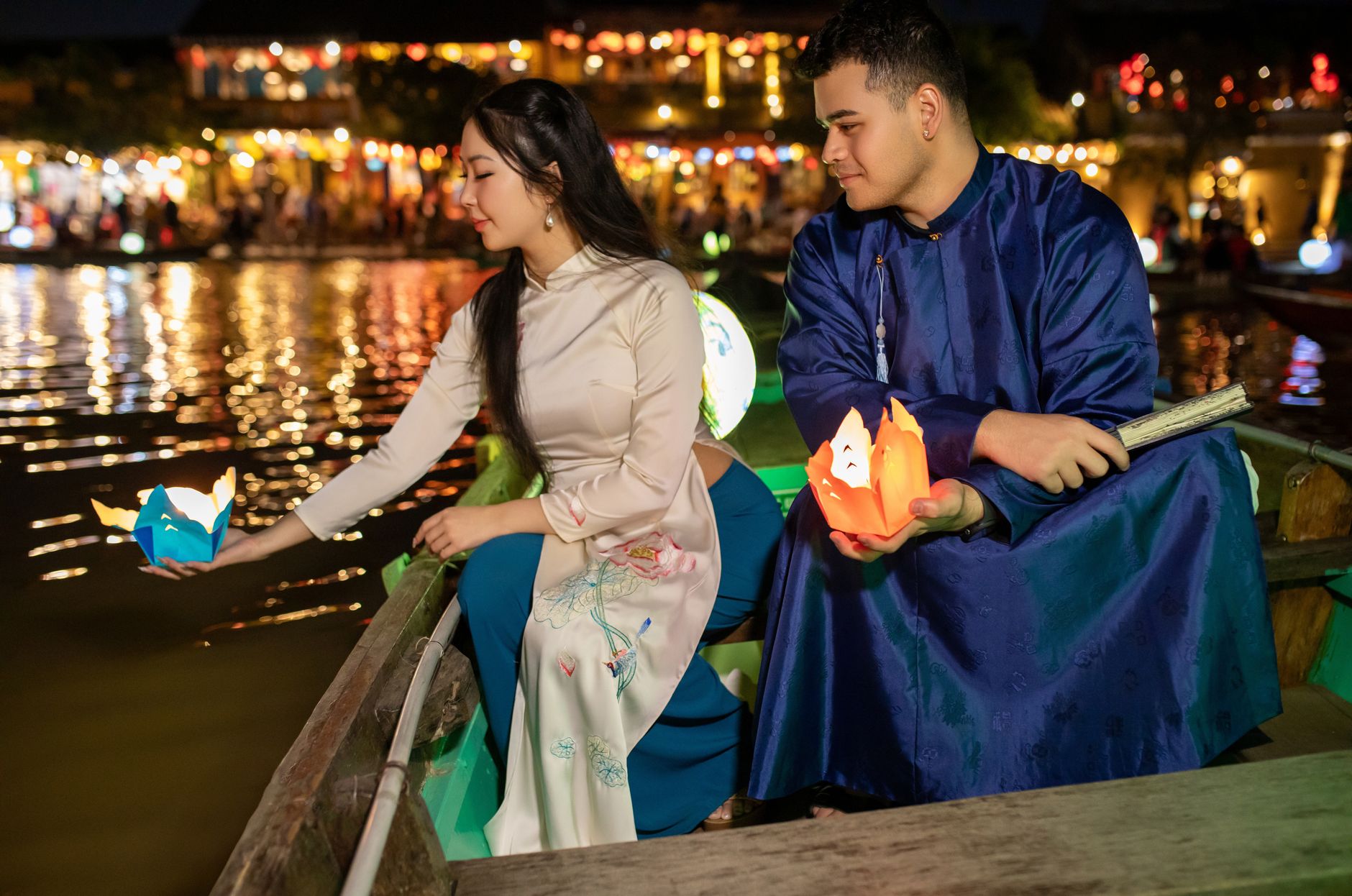 ทริปครอบครัวฮอยอัน — มุมลับ